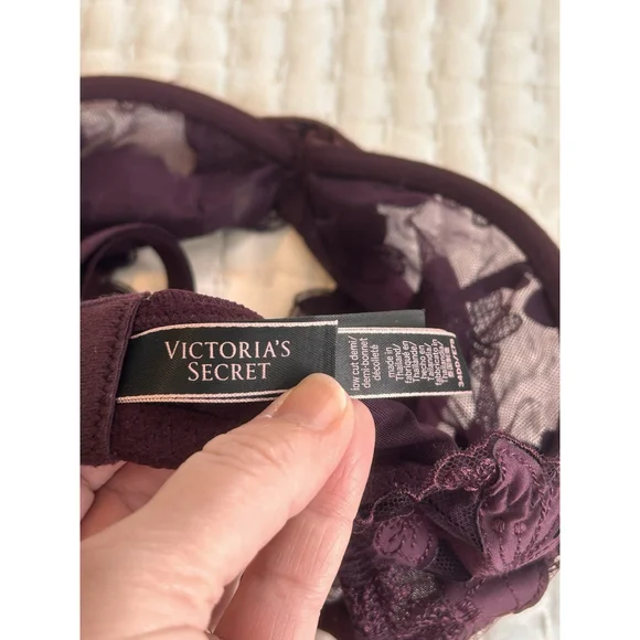 VICTORIA'S SECRET UNLINED FLORAL EMBROIDERED DEMI BRA 34 DD - Picture 5 of 9